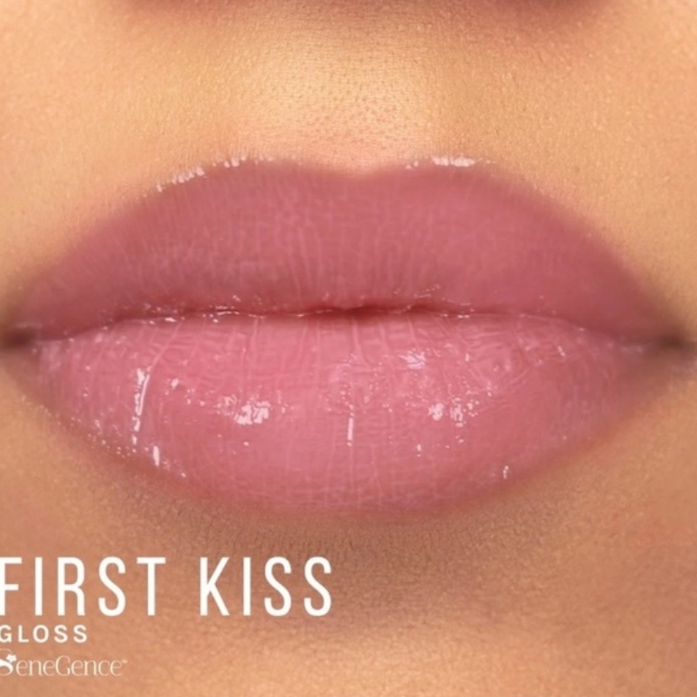 SeneGence LipSense  First Kiss Gloss - Soft Pink